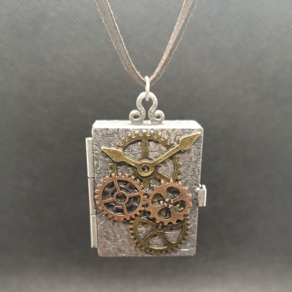 NEW - Amazing Found Objects Steampunk Unique Locket on Brown Suede 18" Necklace - Picture 5 of 6